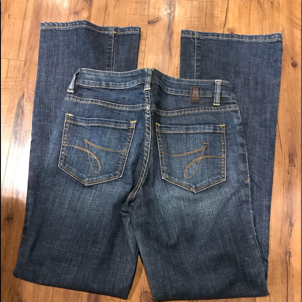 Jag Jeans Size 4 - straight Leg slight boot cut